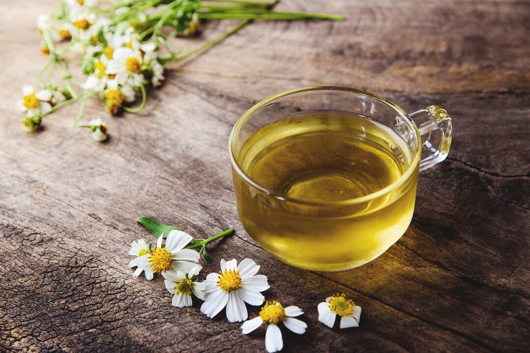 Mint-chamomile tea relieves the pain caused by cervical osteochondrosis